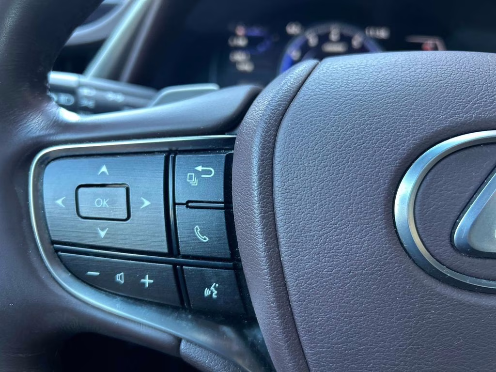 2020 White Pearl Lexus ES 350 FWD Sedan