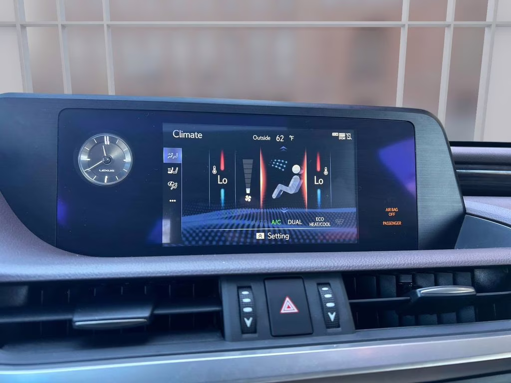 2020 White Pearl Lexus ES 350 FWD Sedan