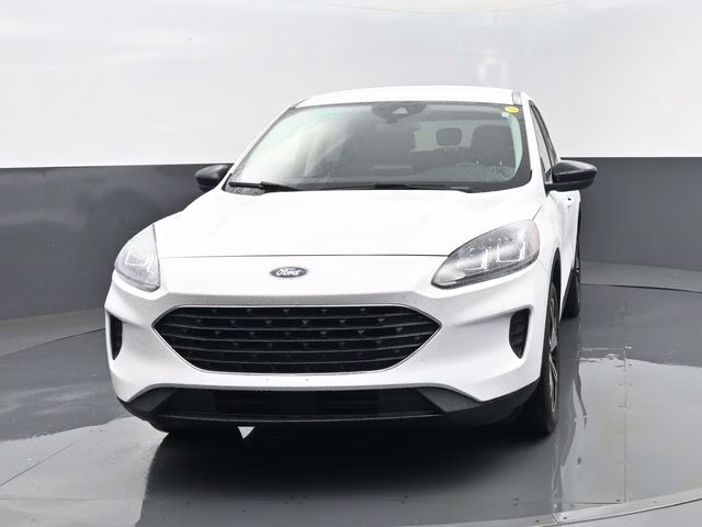2022 Oxford White Ford Escape SE AWD SUV