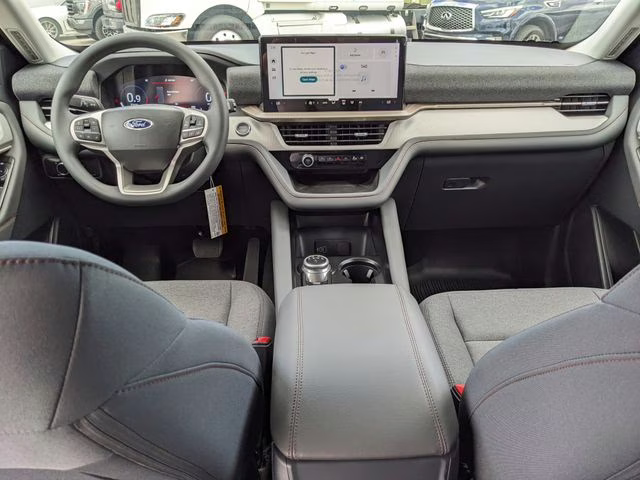 2026 Star White Metallic Tri-Coat Ford Explorer Active RWD SUV