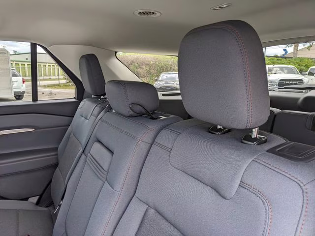 2026 Star White Metallic Tri-Coat Ford Explorer Active RWD SUV