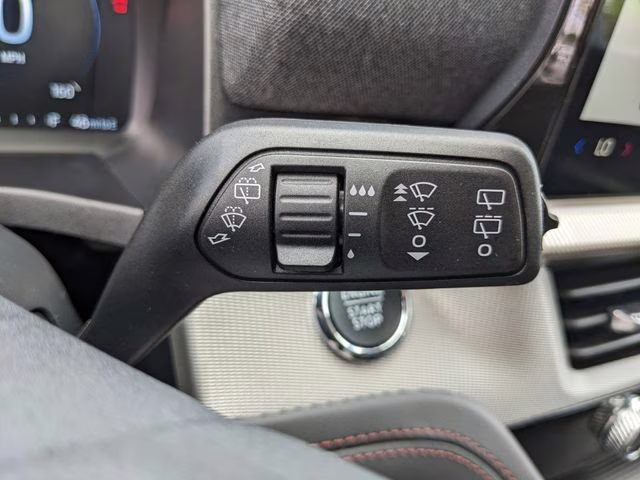 2026 Star White Metallic Tri-Coat Ford Explorer Active RWD SUV