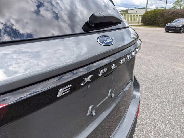 2026 Carbonized Gray Metallic Ford Explorer Active RWD SUV