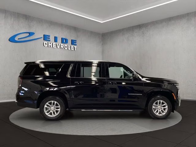 2026 Black Chevrolet Suburban LT 4X4 SUV