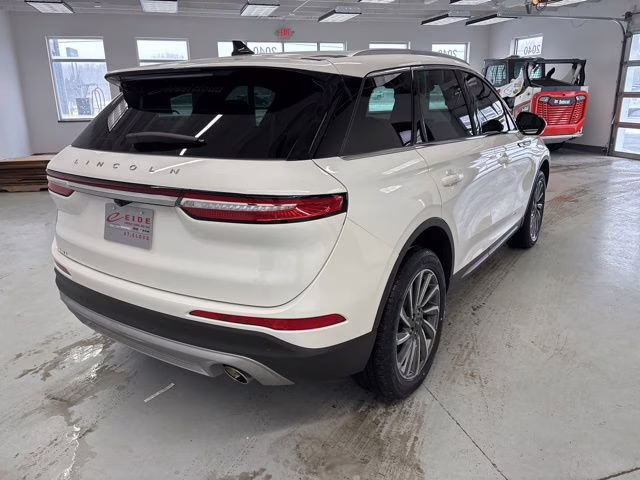 2023 White Lincoln Corsair Reserve AWD SUV