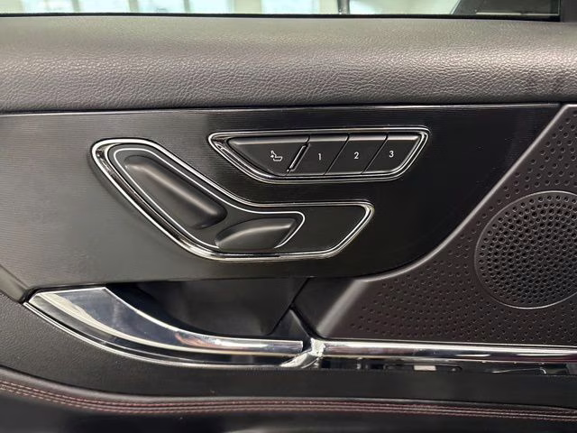 2023 White Lincoln Corsair Reserve AWD SUV