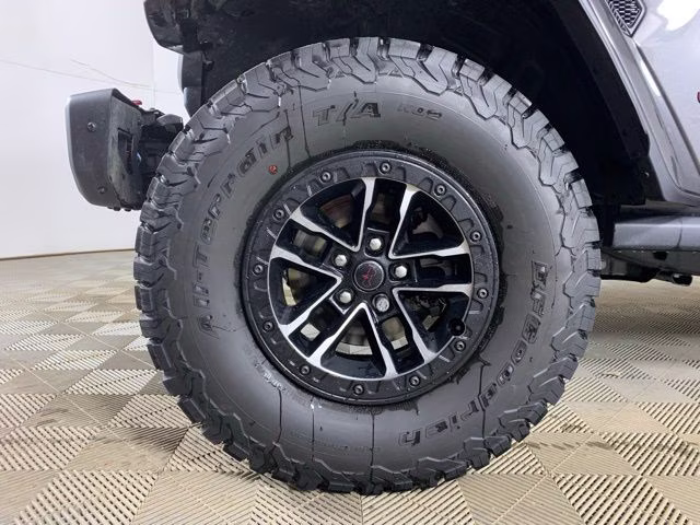 2026 Granite Crystal Metallic Clearcoat Jeep Wrangler Rubicon X 4X4 SUV