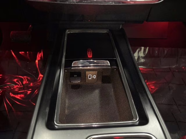 2023 White Lincoln Corsair Reserve AWD SUV