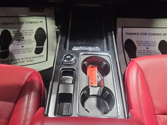 2023 Pristine White Metallic Tri-Coat Lincoln Corsair Reserve AWD SUV