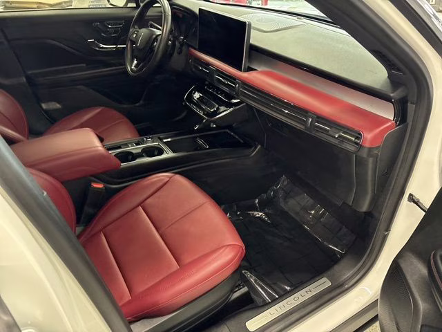 2023 White Lincoln Corsair Reserve AWD SUV