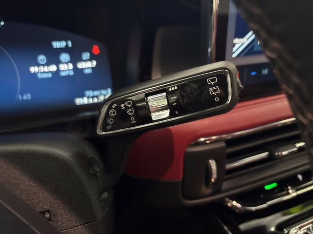 2023 White Lincoln Corsair Reserve AWD SUV