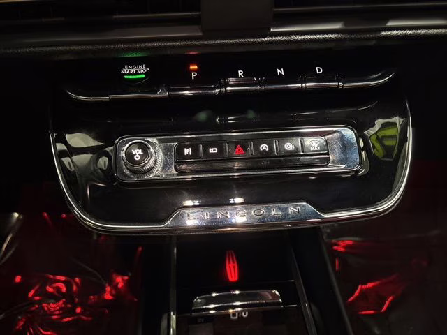 2023 White Lincoln Corsair Reserve AWD SUV