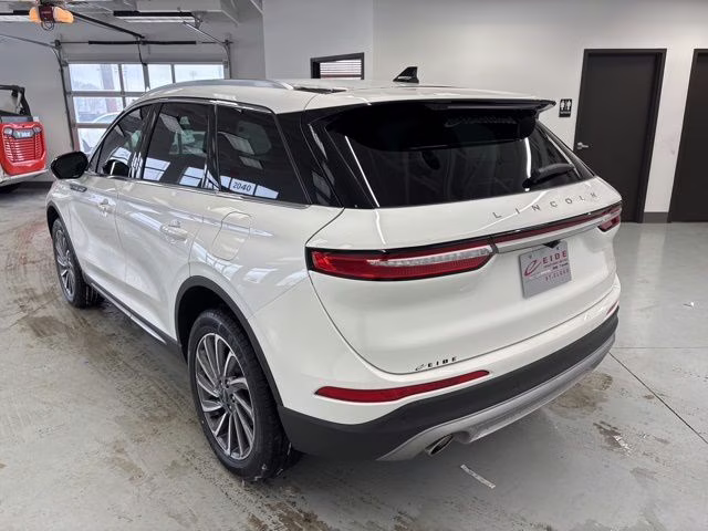 2023 White Lincoln Corsair Reserve AWD SUV