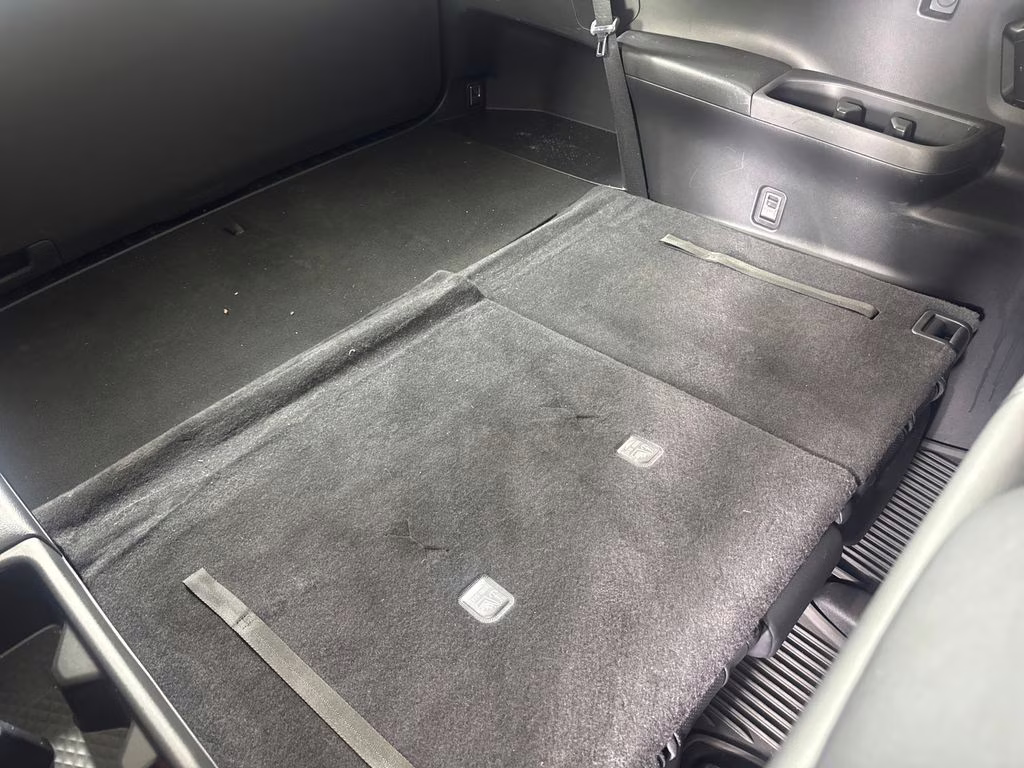 2024 Pearl Toyota Grand Highlander XLE AWD SUV
