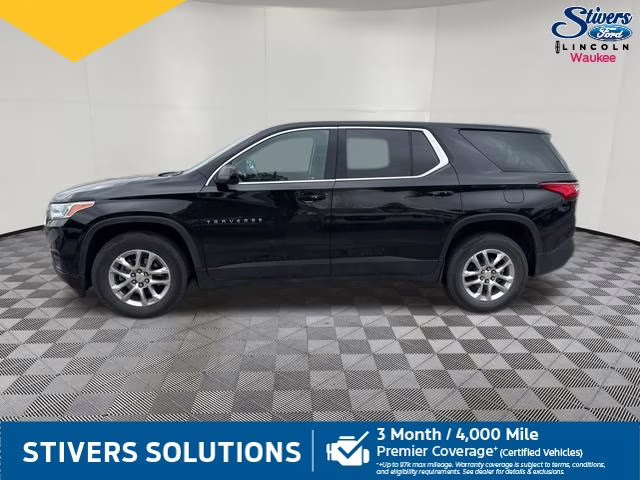 2020 Mosaic Black Metallic Chevrolet Traverse LS FWD SUV