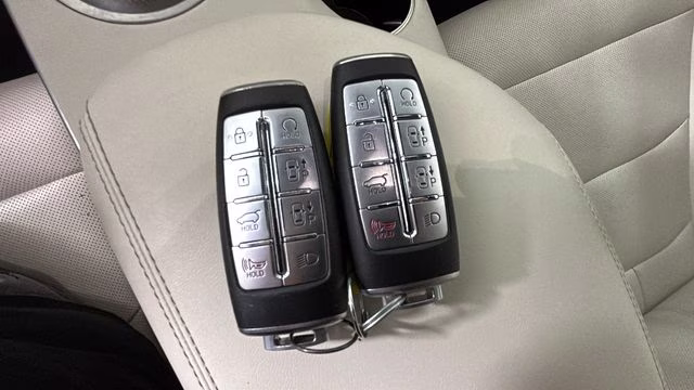 2024 Savile Silver Genesis Electrified GV70 Advanced AWD SUV