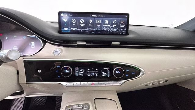 2024 Savile Silver Genesis Electrified GV70 Advanced AWD SUV