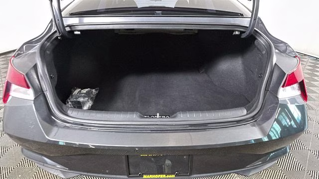 2022 Portofino Gray Hyundai Elantra SEL FWD Sedan