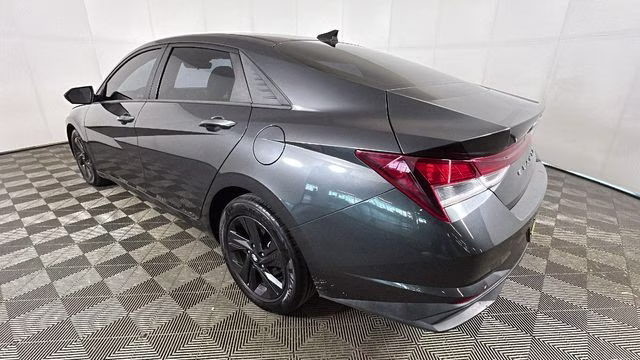 2022 Portofino Gray Hyundai Elantra SEL FWD Sedan
