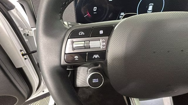 2025 Atlas White Hyundai IONIQ 5 SEL RWD SUV
