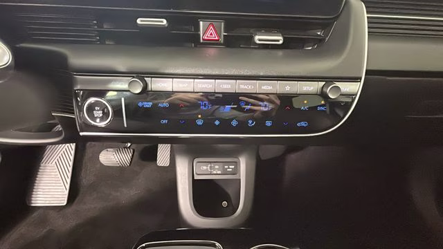2025 Atlas White Hyundai IONIQ 5 SEL RWD SUV