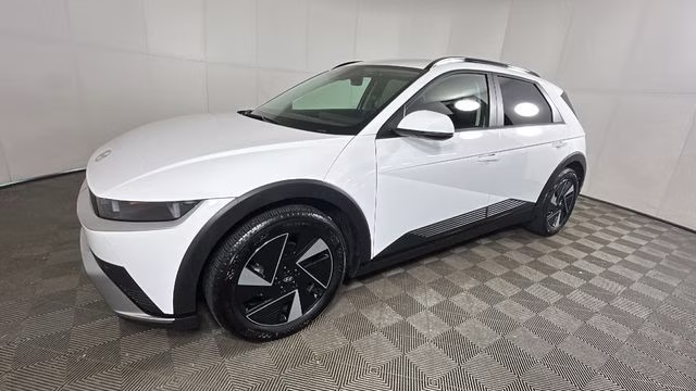 2025 Atlas White Hyundai IONIQ 5 SEL RWD SUV