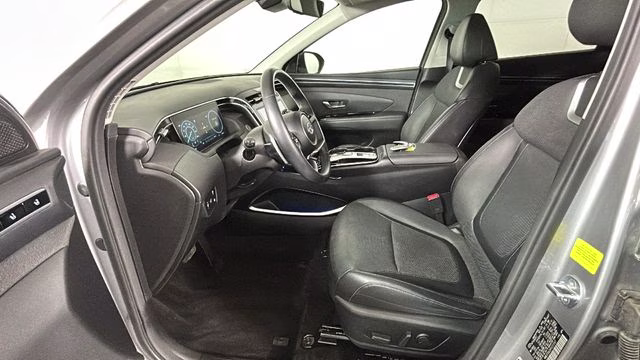 2023 Shimmering Silver Hyundai Tucson Plug-In Hybrid Limited AWD SUV