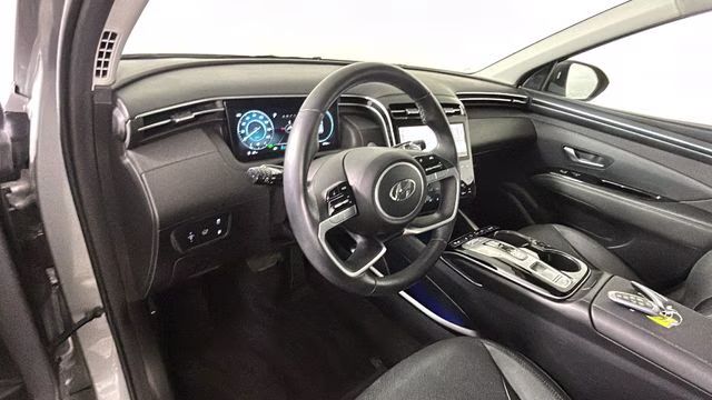 2023 Shimmering Silver Hyundai Tucson Plug-In Hybrid Limited AWD SUV