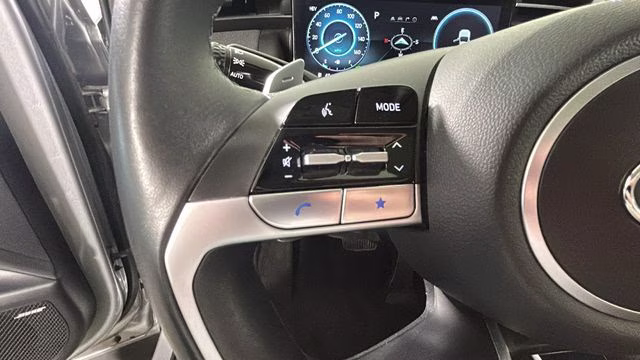 2023 Shimmering Silver Hyundai Tucson Plug-In Hybrid Limited AWD SUV