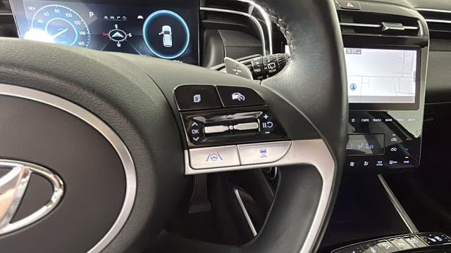 2023 Shimmering Silver Hyundai Tucson Plug-In Hybrid Limited AWD SUV