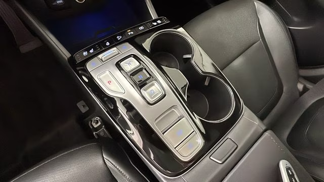 2023 Shimmering Silver Hyundai Tucson Plug-In Hybrid Limited AWD SUV