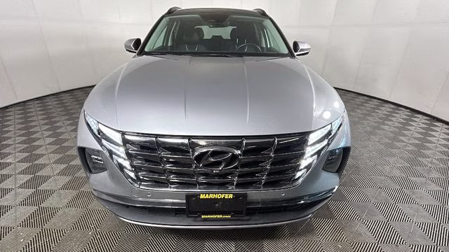 2023 Shimmering Silver Hyundai Tucson Plug-In Hybrid Limited AWD SUV