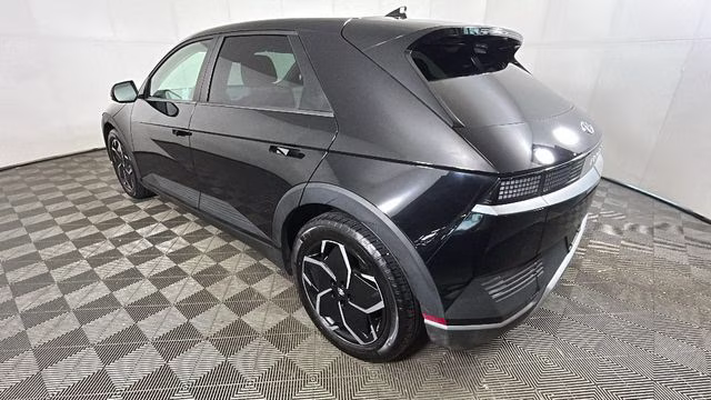 2024 Abyss Black Hyundai IONIQ 5 SEL RWD SUV