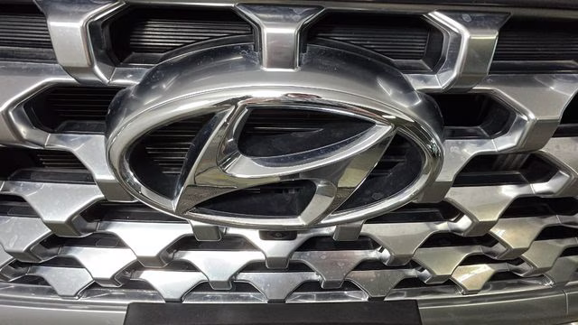 2022 Lagoon Blue Hyundai Santa Fe Plug-In Hybrid Limited AWD SUV