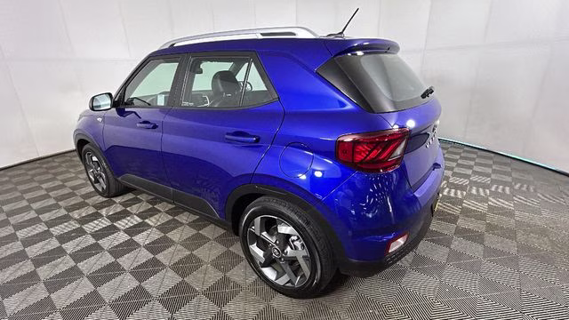 2024 Intense Blue Hyundai Venue Limited FWD SUV