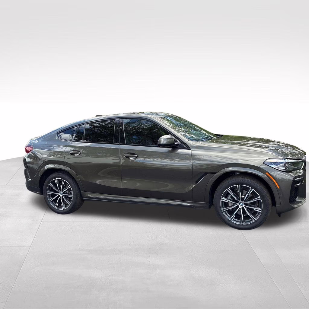 2023 Manhattan Green Metallic BMW X6 xDrive40i AWD SUV