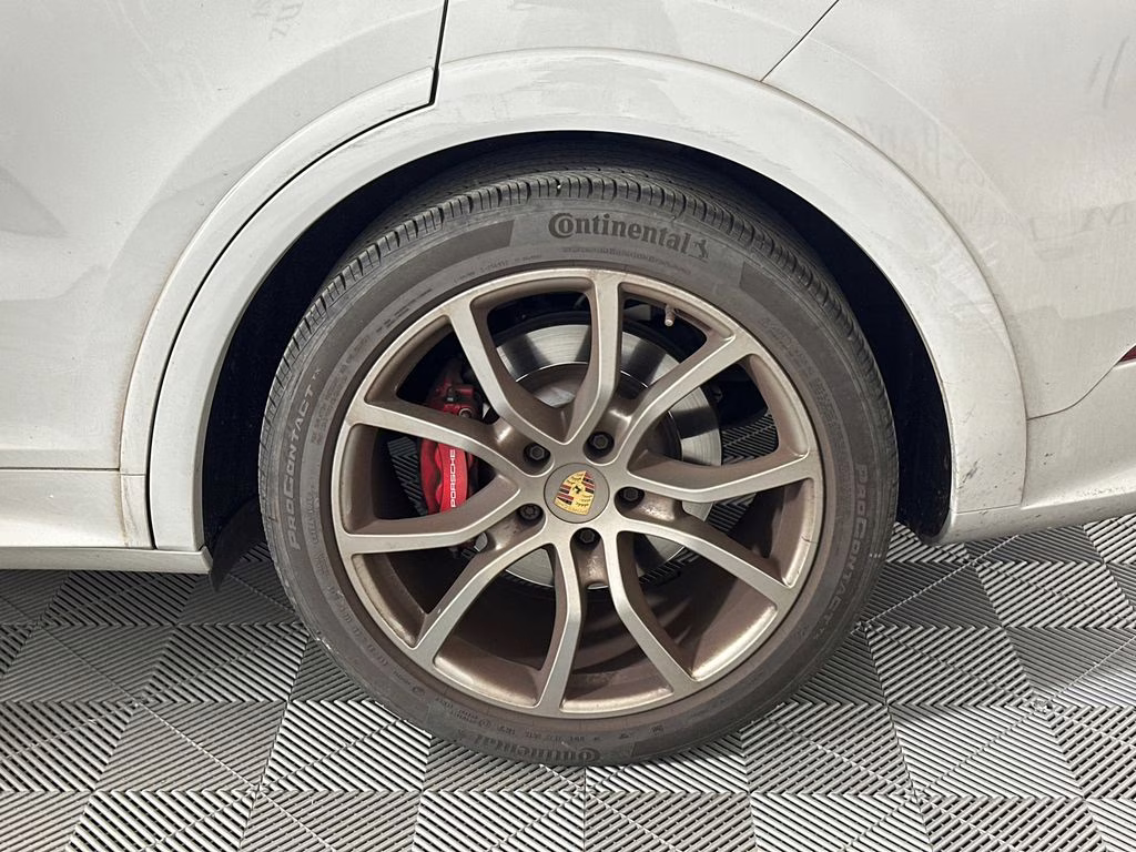 2023 Dolomite Silver Metallic Porsche Cayenne GTS AWD SUV