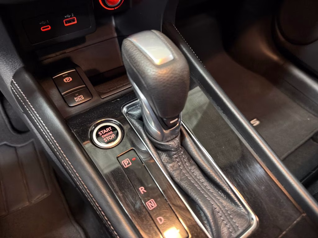 2021 Scarlet Ember Tintcoat/Super Black Nissan Kicks SV FWD SUV