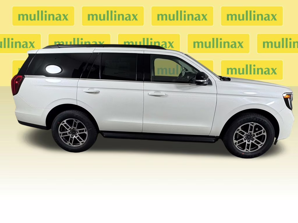 2026 Star White Metallic Tri-Coat Ford Expedition Active RWD SUV