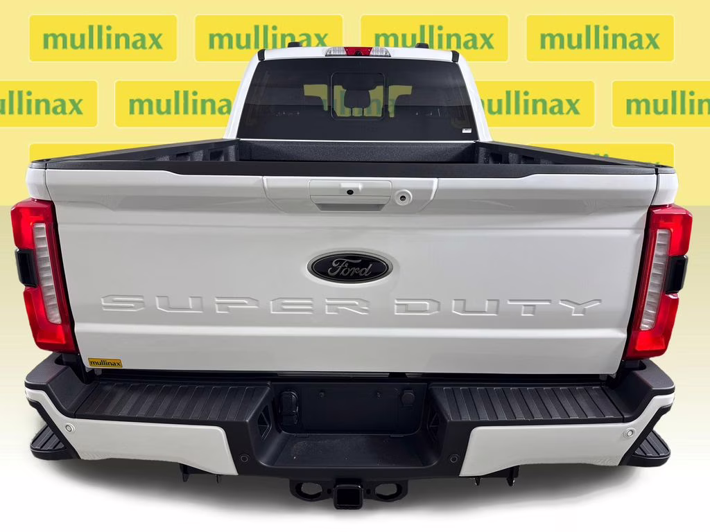 2026 Star White Metallic Tri-Coat Ford Super Duty F-250 SRW Lariat 4X4 Truck
