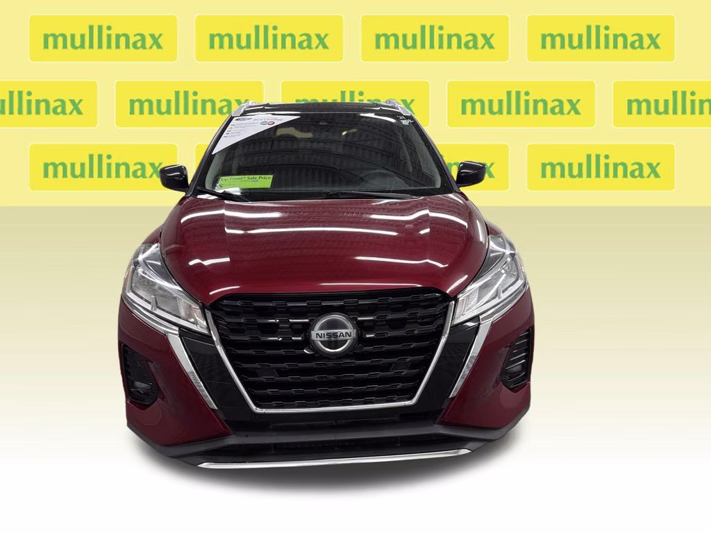 2021 Scarlet Ember Tintcoat/Super Black Nissan Kicks SV FWD SUV