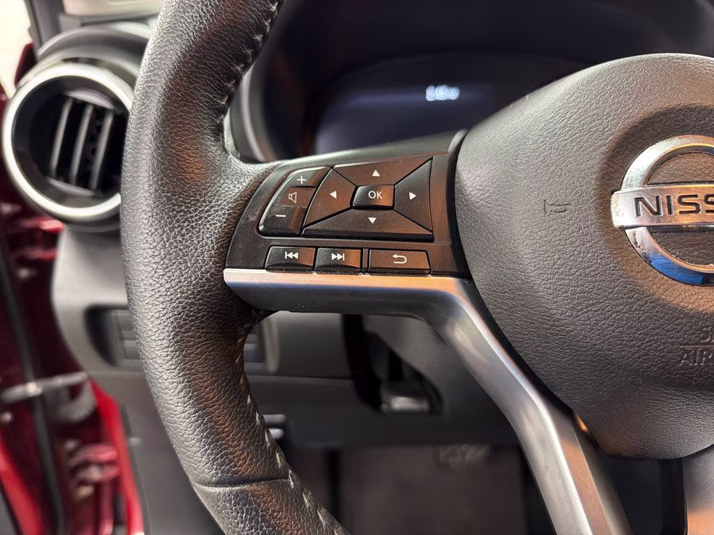 2021 Scarlet Ember Tintcoat/Super Black Nissan Kicks SV FWD SUV