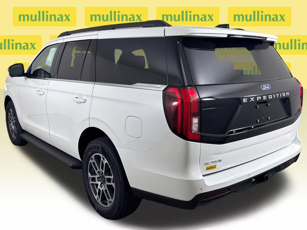 2026 Star White Metallic Tri-Coat Ford Expedition Active RWD SUV