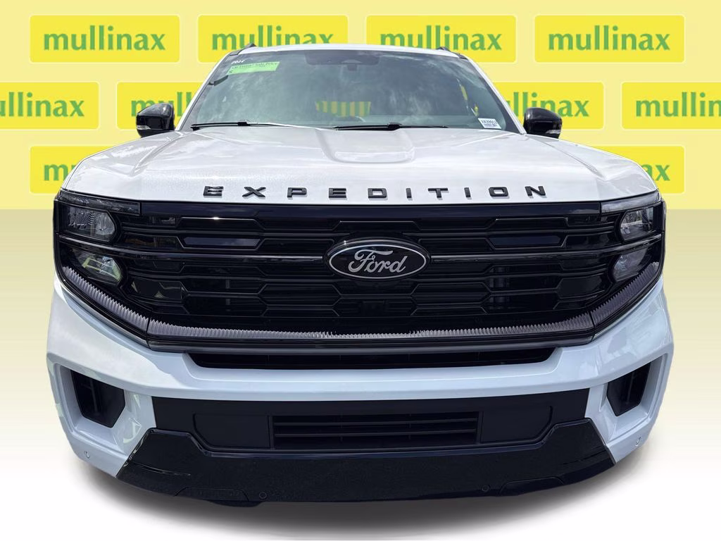 2026 White Ford Expedition Max Platinum 4X4 SUV