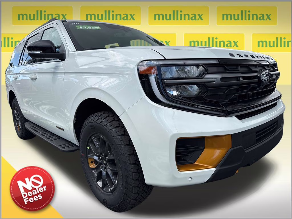 2026 Star White Metallic Tri-Coat Ford Expedition Tremor 4X4 SUV