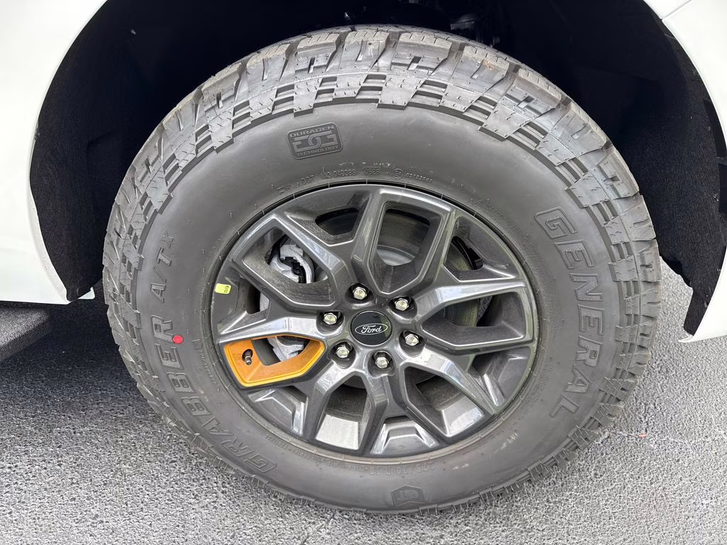 2026 Star White Metallic Tri-Coat Ford Expedition Tremor 4X4 SUV