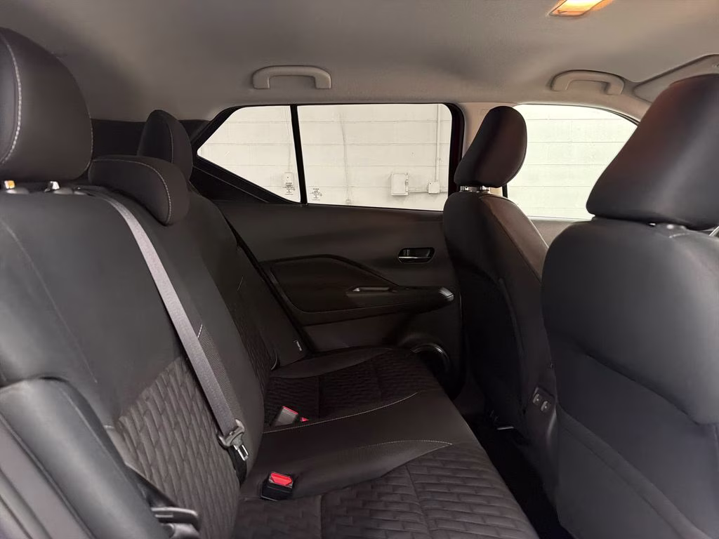 2021 Scarlet Ember Tintcoat/Super Black Nissan Kicks SV FWD SUV