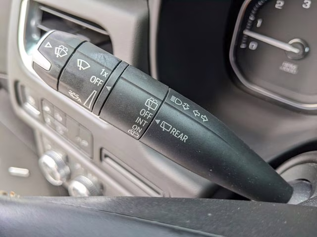 2021 Smokey Quartz Metallic GMC Yukon AT4 4X4 SUV