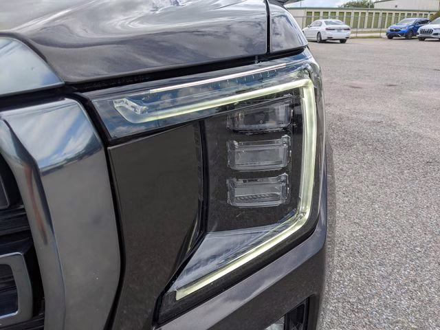 2021 Smokey Quartz Metallic GMC Yukon AT4 4X4 SUV