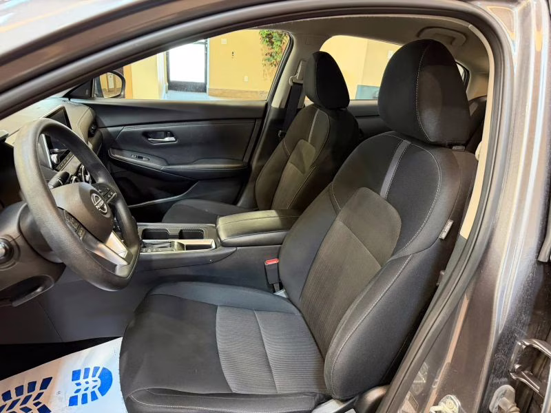 2024 Nissan Sentra SV Sedan 4D FWD